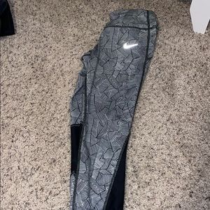 Nike cropped running leggings